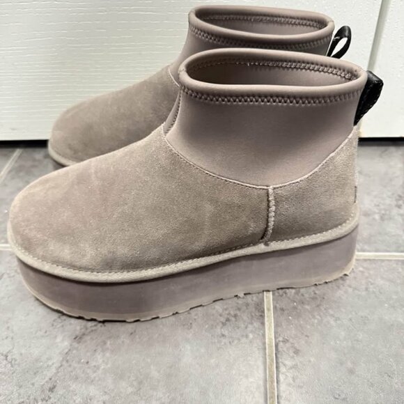 UGG Womens W Classic Mini Dipper Platform - Picture 2 of 4
